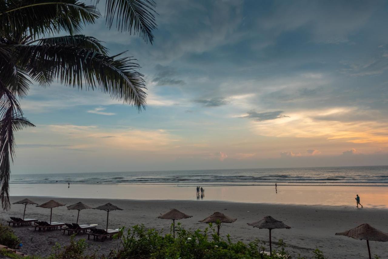 Amadi Beach Front Resort Mandrem Exterior foto