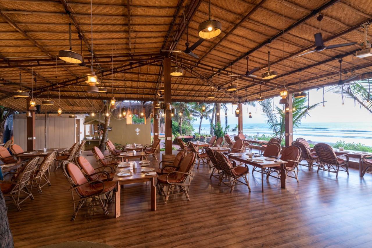 Amadi Beach Front Resort Mandrem Exterior foto