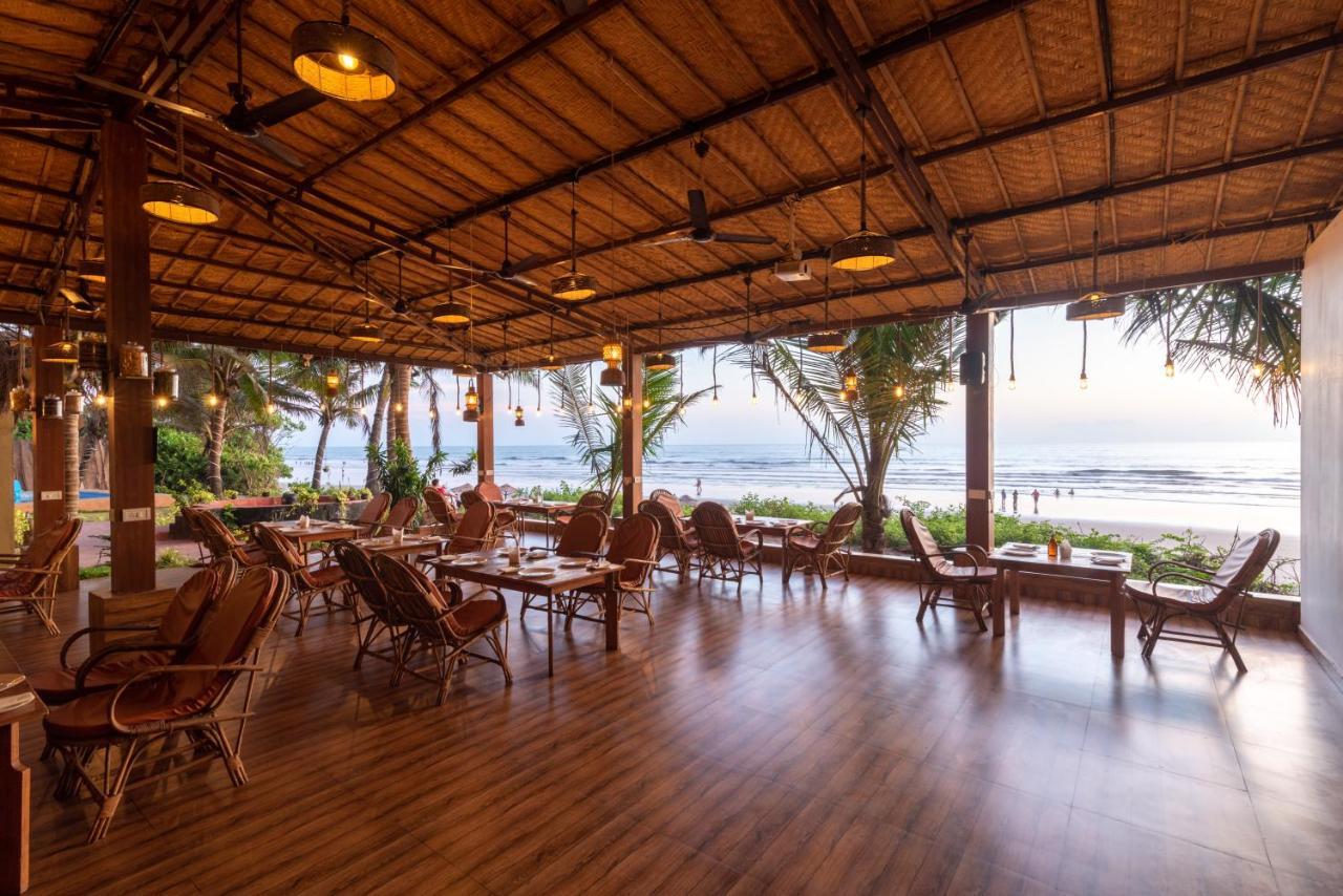 Amadi Beach Front Resort Mandrem Exterior foto