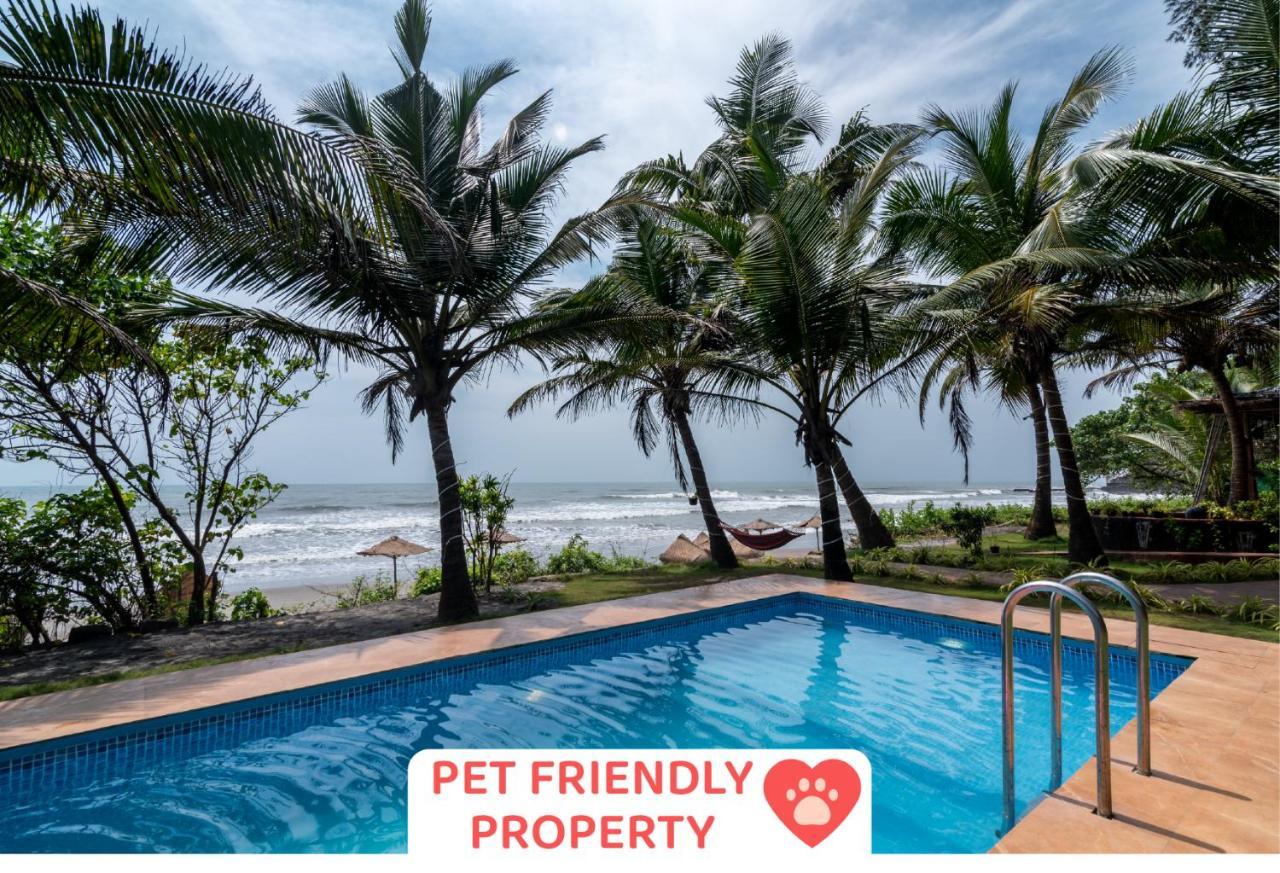 Amadi Beach Front Resort Mandrem Exterior foto